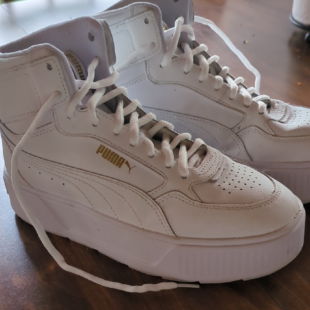 Puma White and Gold Athletic Shoes